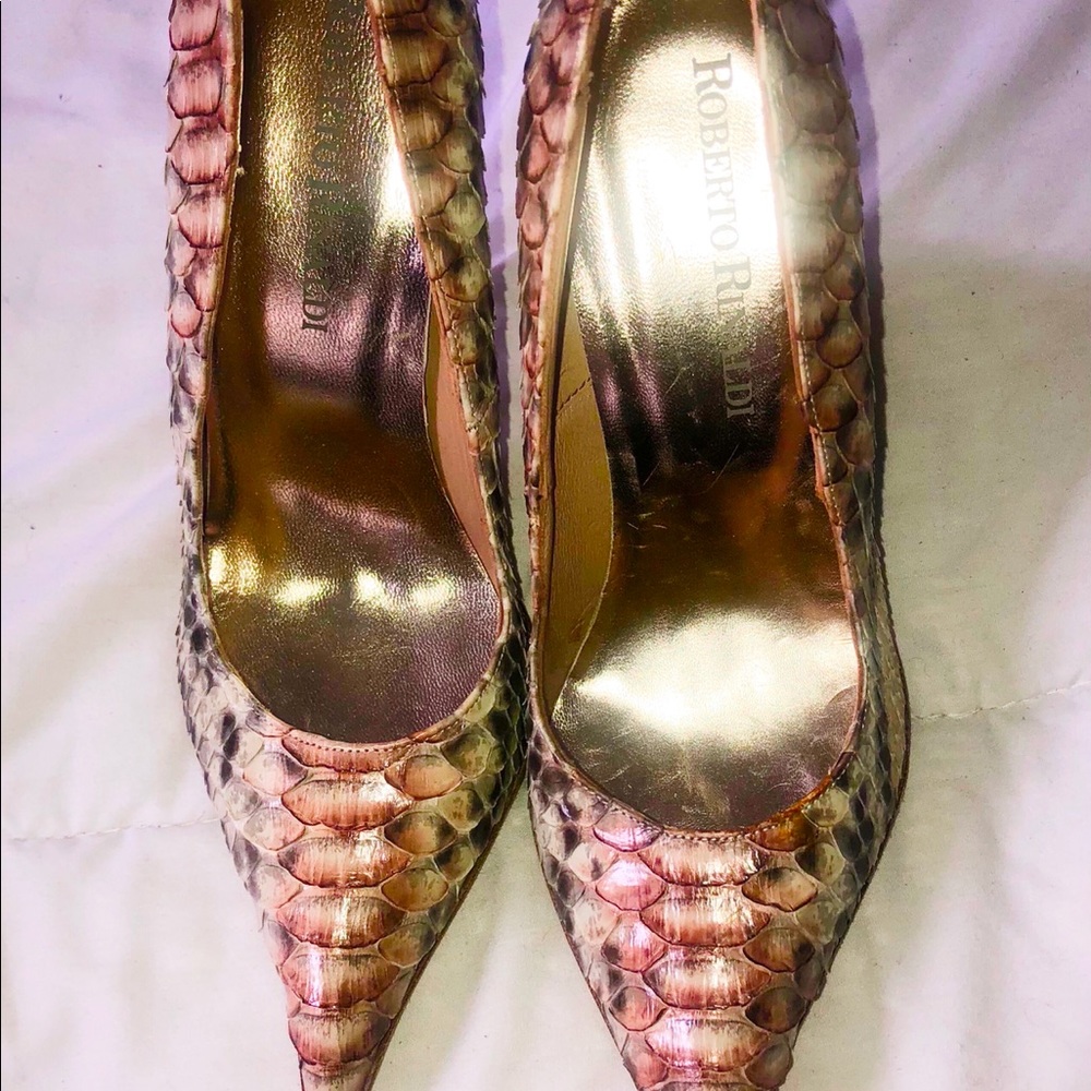 Roberto Rinaldi 💯 snake skin pumps